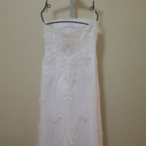 David's Bridal Wedding dress - Picture 7 of 7